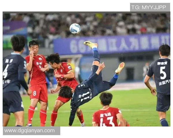 足球明星们热爱实况游戏的背后故事与精彩瞬间揭秘 足球明星们热爱实况游戏的背后故事与精彩瞬间揭秘