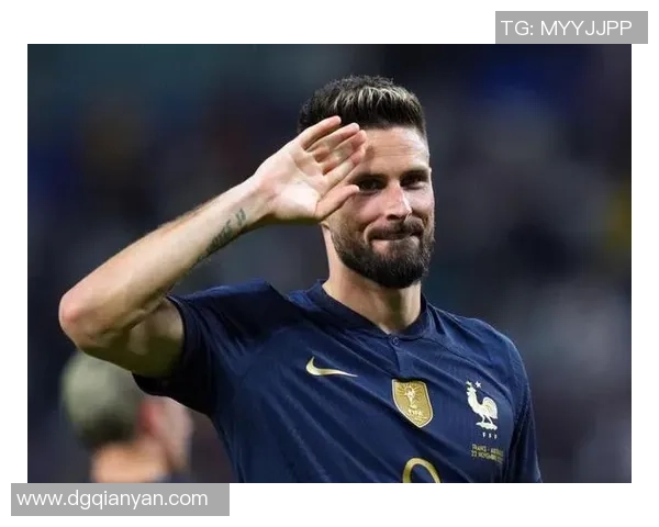 足球明星吉鲁的精彩瞬间与个人魅力全景展示 足球明星吉鲁的精彩瞬间与个人魅力全景展示